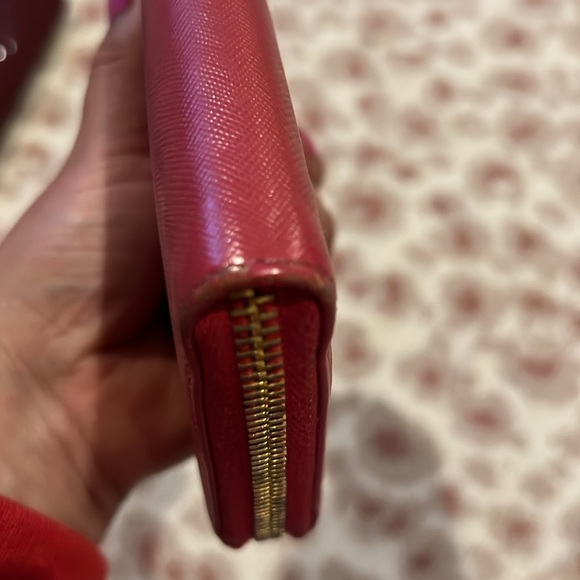 PRADA WALLET - Picture 6 of 8